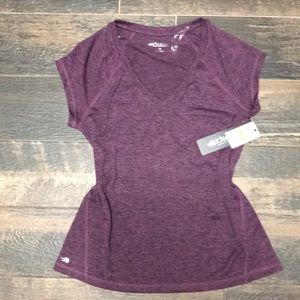 NWT ideology workout top in plum